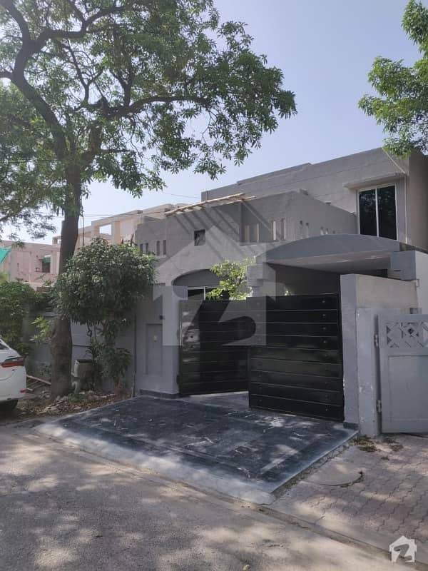 10 Marla House For Rent In Dha Phase 3