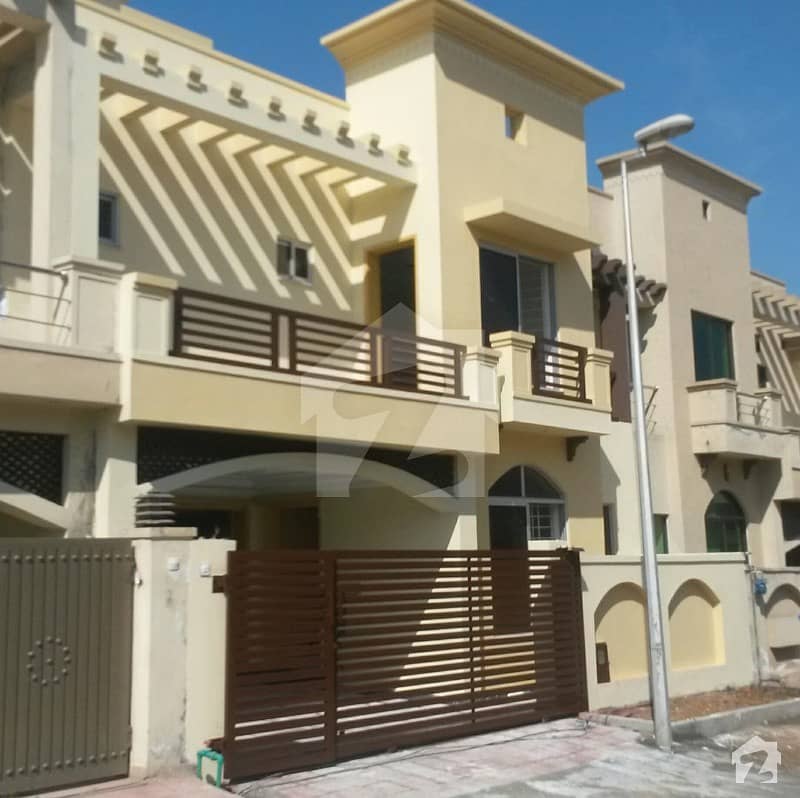 7 Marla Brand New House In Usman Block Bahria Town Phase8