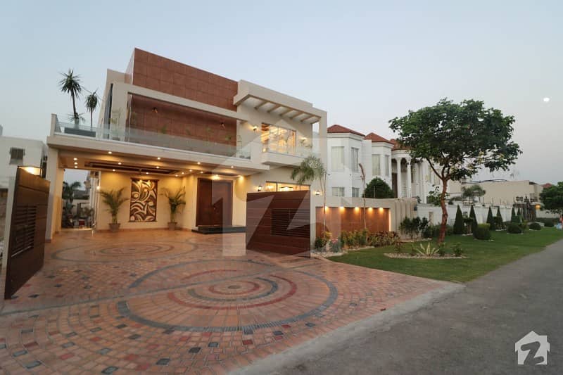 ڈی ایچ اے فیز 6 ڈیفنس (ڈی ایچ اے) لاہور میں 5 کمروں کا 1 کنال مکان 5.45 کروڑ میں برائے فروخت۔