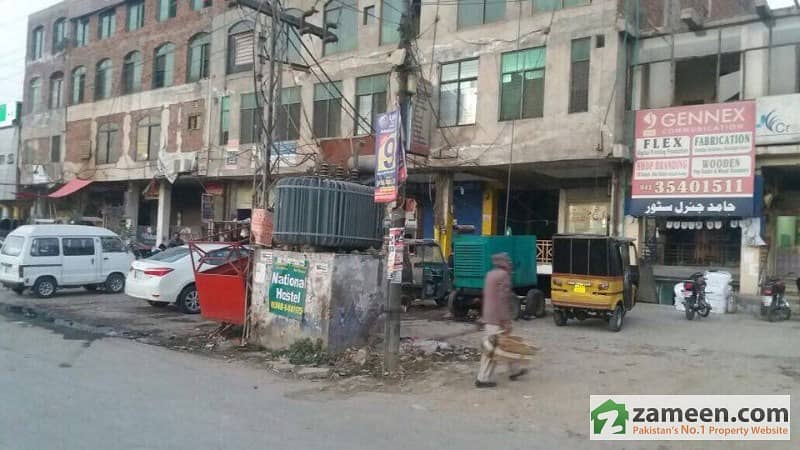Commercial Basement In Mian Plaza On Main Boulevard Of 150 Ft Johar Town Commercial Basement In Mian Plaza On Main Boulevard Of 150 Ft Johar Town