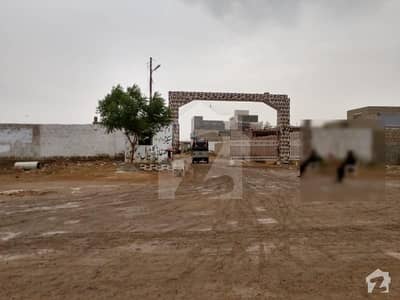 200 Sq yards Plot Available For Sale 200 Sq yards Plot Available For Sale