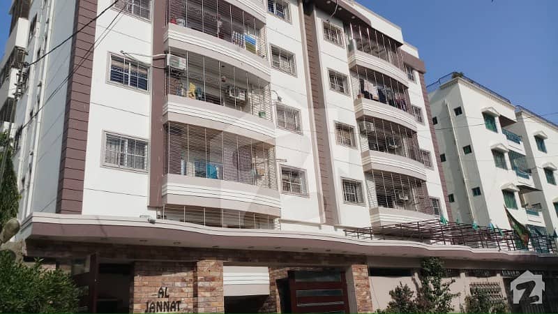 نمائش چورنگی کراچی میں 3 کمروں کا 6 مرلہ فلیٹ 1.7 کروڑ میں برائے فروخت۔