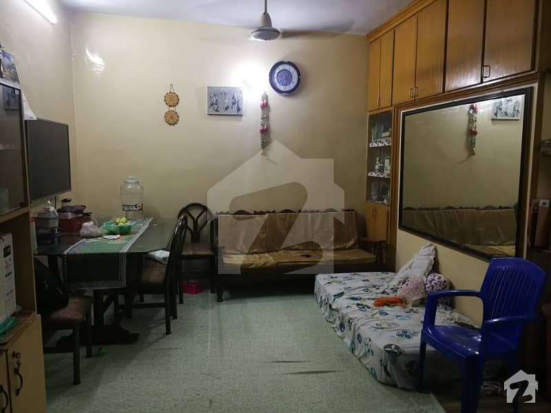 نارتھ کراچی - سیکٹر 11-C/1 نارتھ کراچی کراچی میں 7 کمروں کا 5 مرلہ مکان 2 کروڑ میں برائے فروخت۔