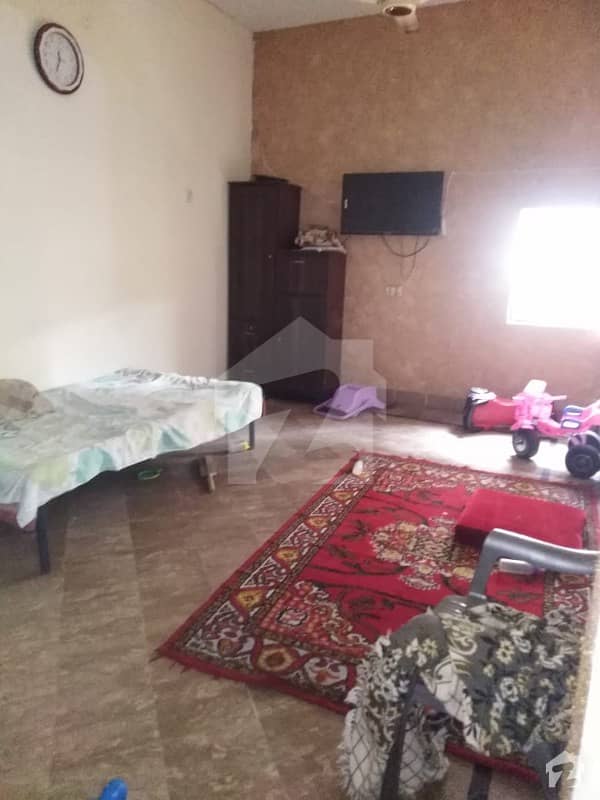 کینال بینک ہاؤسنگ سکیم لاہور میں 7 کمروں کا 5 مرلہ مکان 1.2 کروڑ میں برائے فروخت۔