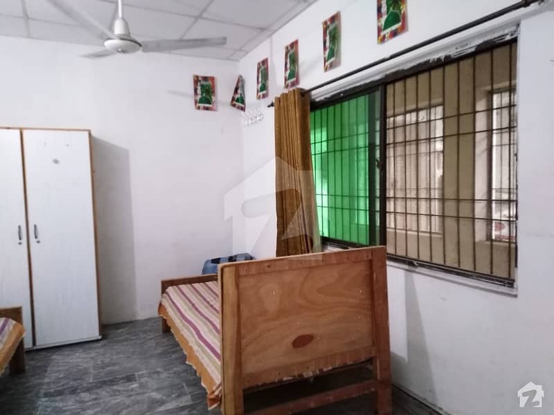 Hostel 2 Seater Sharing Room Is Available For Rent Per Seat Bed Available Rent 9000