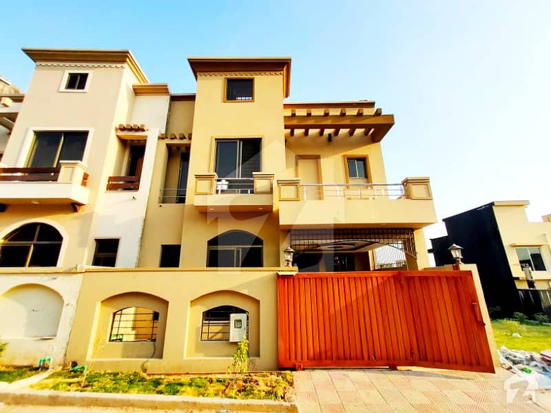 بحریہ ٹاؤن فیز 8 بحریہ ٹاؤن راولپنڈی راولپنڈی میں 3 کمروں کا 5 مرلہ مکان 1.15 کروڑ میں برائے فروخت۔