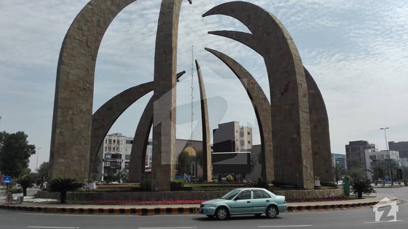 بحریہ ٹاؤن ۔ بلاک بی بی بحریہ ٹاؤن سیکٹرڈی بحریہ ٹاؤن لاہور میں 5 مرلہ رہائشی پلاٹ 65 لاکھ میں برائے فروخت۔