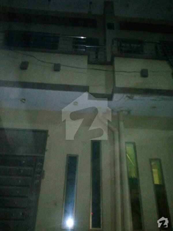 نشتر کالونی لاہور میں 10 کمروں کا 3 مرلہ مکان 22 ہزار میں کرایہ پر دستیاب ہے۔