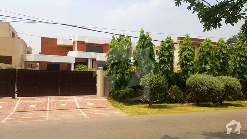 2 Kanal Well Maintained Beautiful Owner Build Bungalow For Sale In Dha Phase 3 Lahore