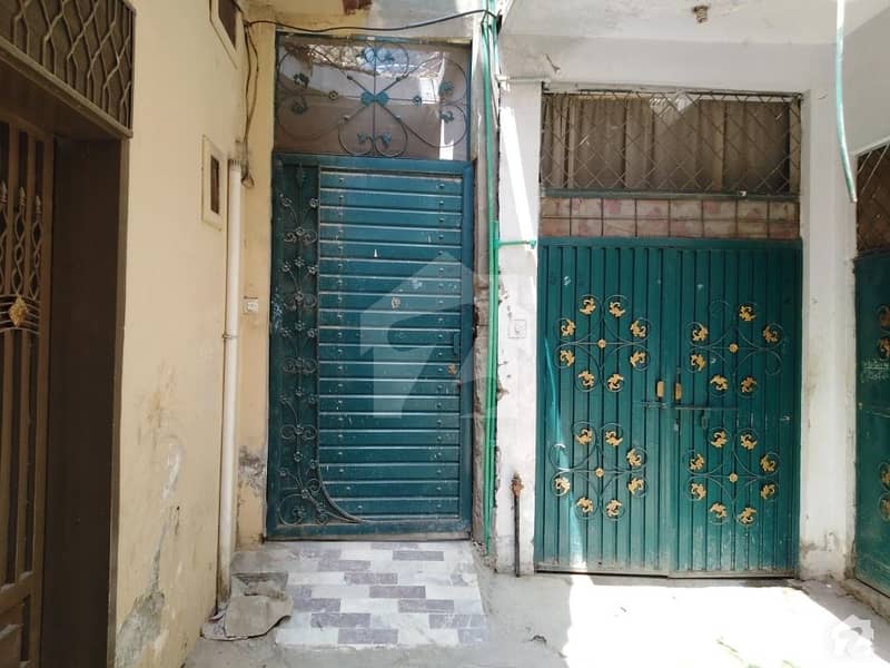 گلبرگ پشاور میں 2 کمروں کا 2 مرلہ مکان 40 لاکھ میں برائے فروخت۔