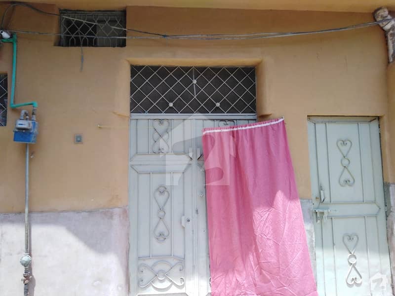 گلبرگ پشاور میں 6 کمروں کا 3 مرلہ مکان 50 لاکھ میں برائے فروخت۔