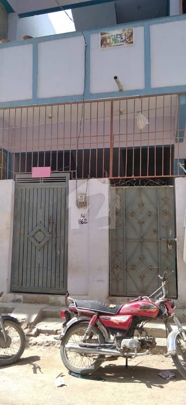 720  Square Feet House In Central Gulshan-E-Iqbal Town For Sale