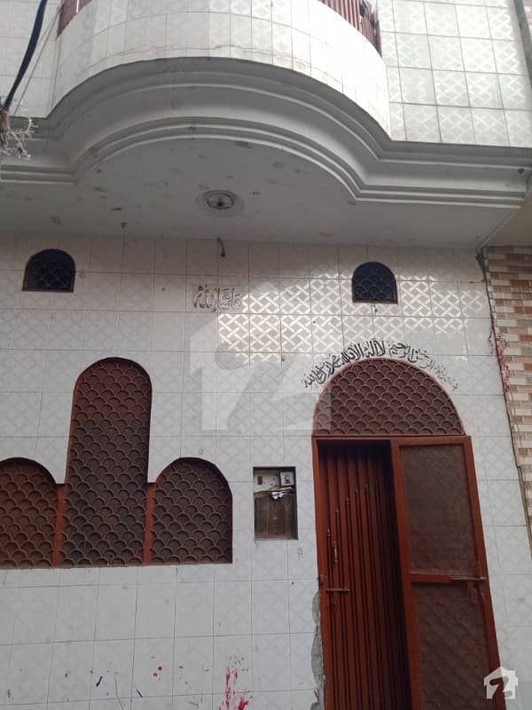 محمود بوٹی لاہور میں 3 کمروں کا 3 مرلہ مکان 45 لاکھ میں برائے فروخت۔
