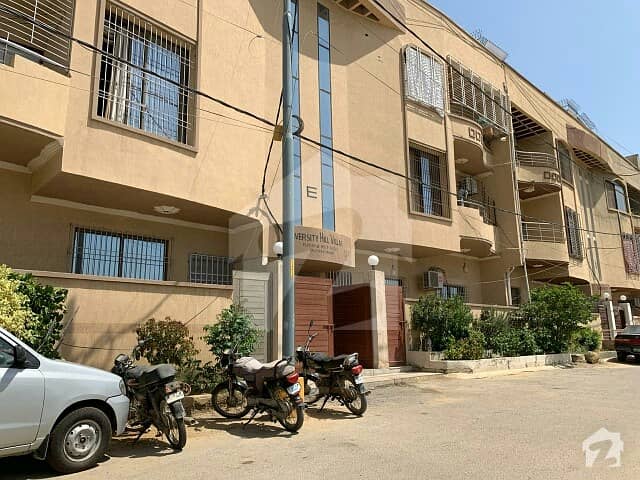 گلستانِِ جوہر ۔ بلاک 1 گلستانِ جوہر کراچی میں 3 کمروں کا 13 مرلہ زیریں پورشن 2.1 کروڑ میں برائے فروخت۔