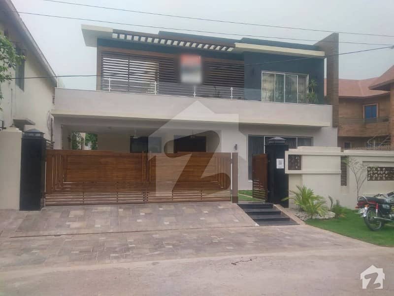 1 Kanal Full Furnished  Full Basement House For Sale Ideal Location Dha Lahore