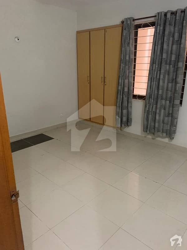 3 Bed With Attached Washroom Drawing Dining Like Brand New Flat Available For Rent