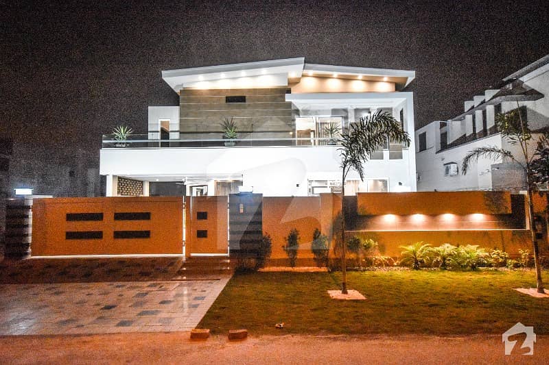 Kanal Classical Bungalow Solid Construction In Dha Phase 6