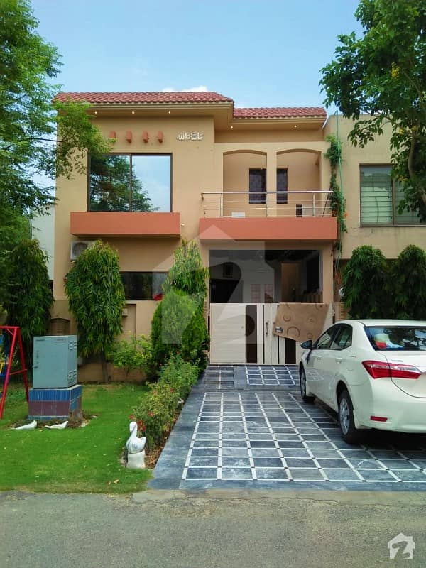 ڈی ایچ اے فیز 5 ڈیفنس (ڈی ایچ اے) لاہور میں 3 کمروں کا 5 مرلہ مکان 1.65 کروڑ میں برائے فروخت۔