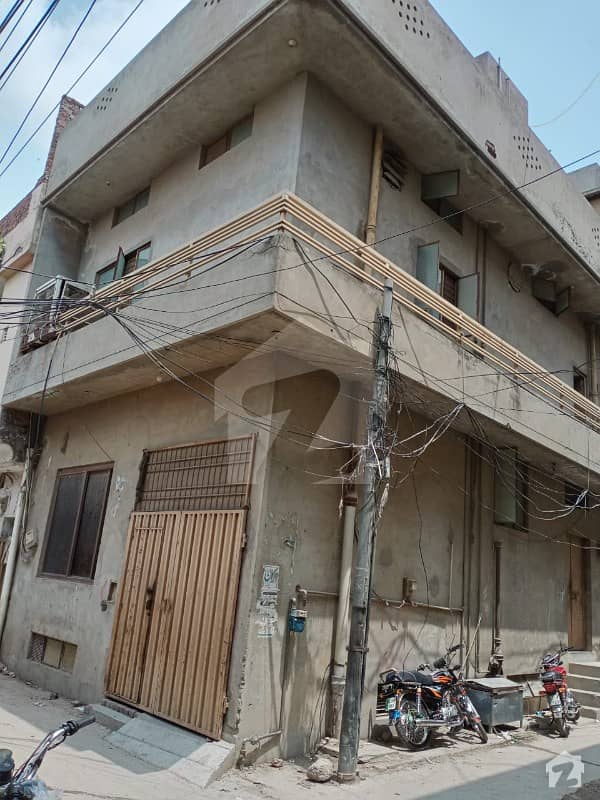 Ghazi Road Near Defence 4 Marla Corner Full Basement House For Sale