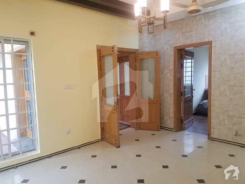 Beautiful Luxury 10 Marla Double Storey House Available For Rent In E-11/4 Islamabad