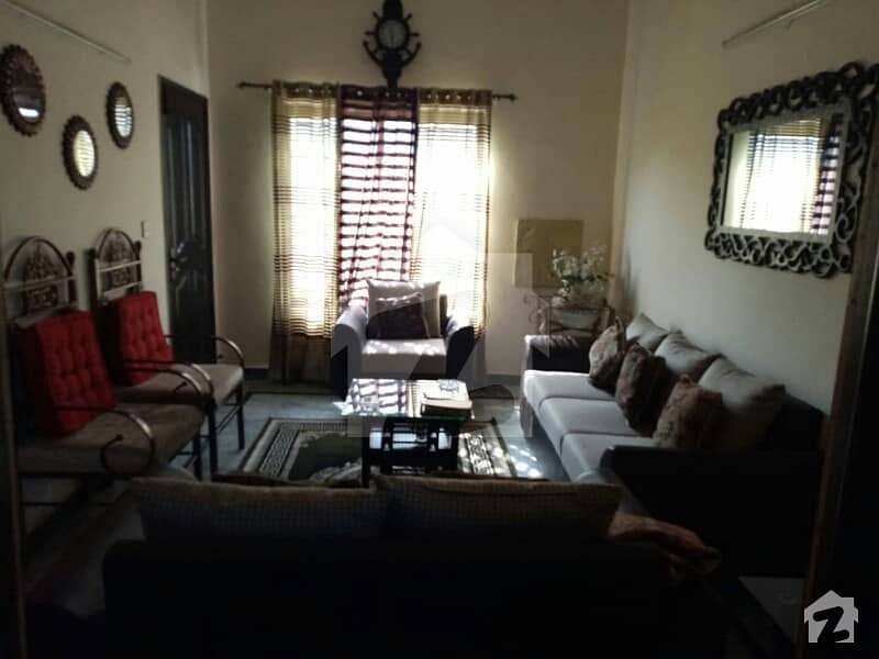 خدا بخش کالونی کینٹ لاہور میں 3 کمروں کا 6 مرلہ مکان 1.1 کروڑ میں برائے فروخت۔