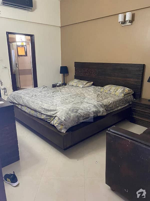 کلفٹن ۔ بلاک 3 کلفٹن کراچی میں 3 کمروں کا 8 مرلہ فلیٹ 75 ہزار میں کرایہ پر دستیاب ہے۔