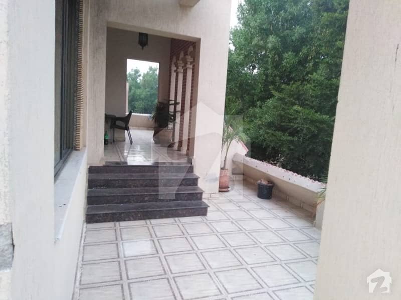 1 KANAL HOUSE FOR SALE IN OVERSEAS A BAHRIA TOWN LAHORE
