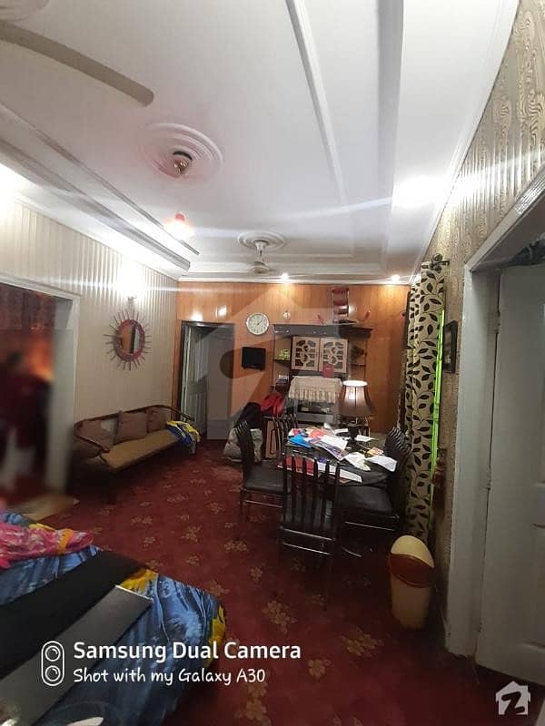 سمن آباد لاہور میں 3 کمروں کا 4 مرلہ مکان 1.1 کروڑ میں برائے فروخت۔