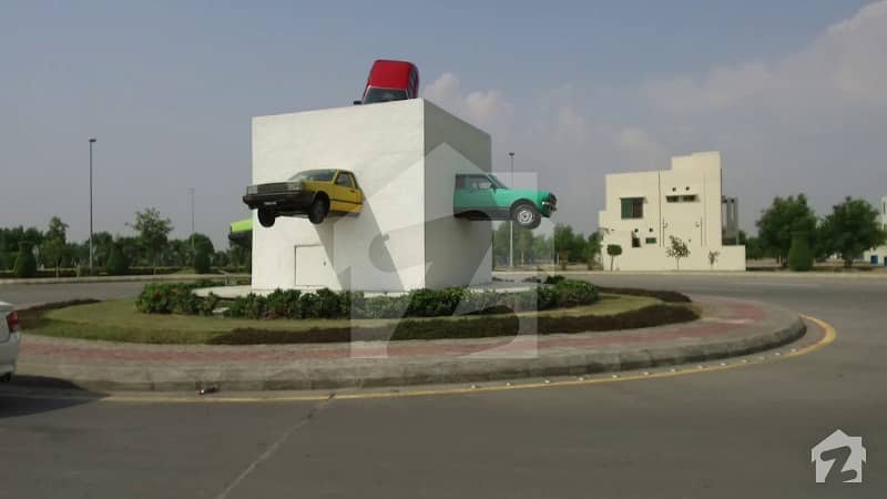 بحریہ آرچرڈ فیز 1 ۔ سدرن بحریہ آرچرڈ فیز 1 بحریہ آرچرڈ لاہور میں 10 مرلہ رہائشی پلاٹ 61 لاکھ میں برائے فروخت۔