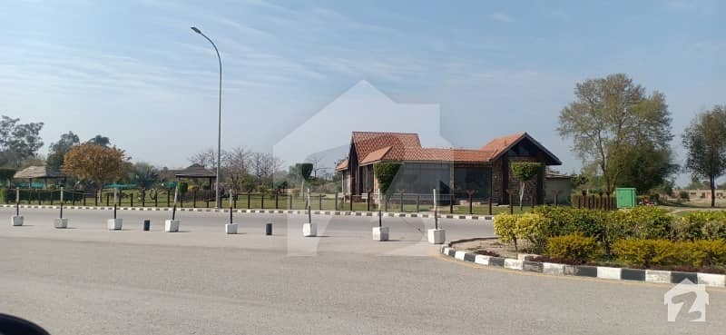 10 Marla Plot (near To Park For Sale On Cheap Price. 45×50