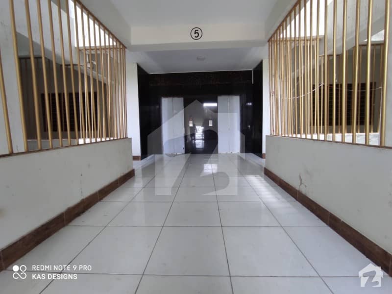 عائشہ منزل کراچی میں 2 کمروں کا 4 مرلہ فلیٹ 1.05 کروڑ میں برائے فروخت۔
