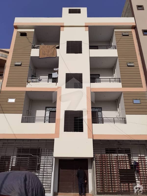 Brand New Leased With Completion Certificate 2 Bed Dl 4 Rooms Apartment