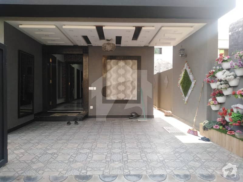 8 Marla Brand New 5 Bedrooms House For Sale In Umar Block Bahria Town Lahore