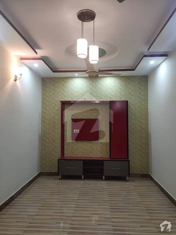 کینال گارڈن ۔ بلاک ای کینال گارڈن لاہور میں 3 کمروں کا 5 مرلہ مکان 1.1 کروڑ میں برائے فروخت۔