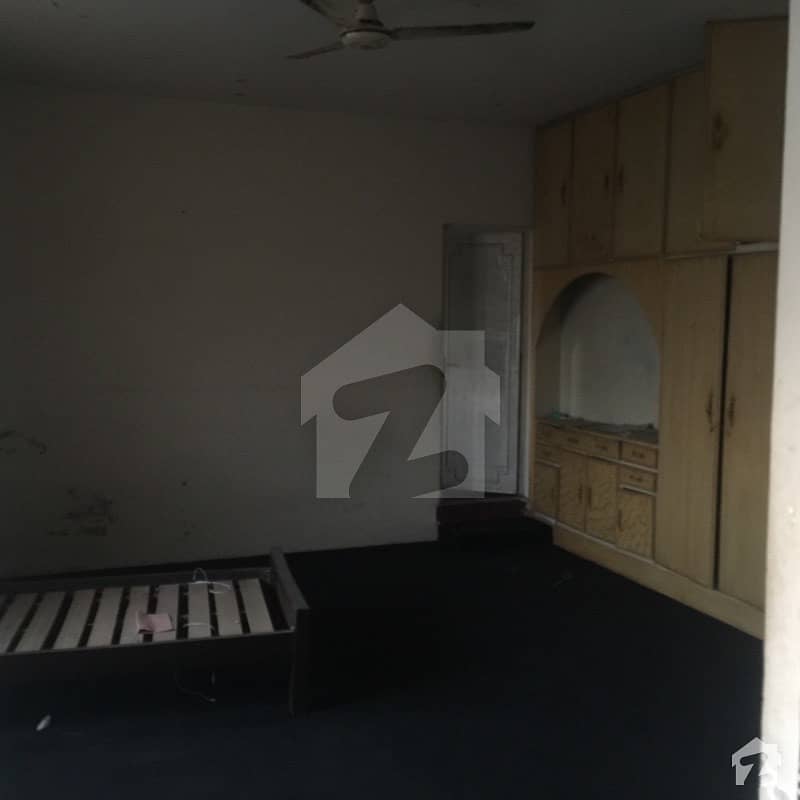 Room Is Available For Rent Room Is Available For Rent