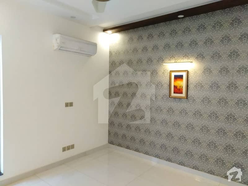 VIP LOCATION HOUSE AVAILABLE IN BAHRIA TOWN LAHORE