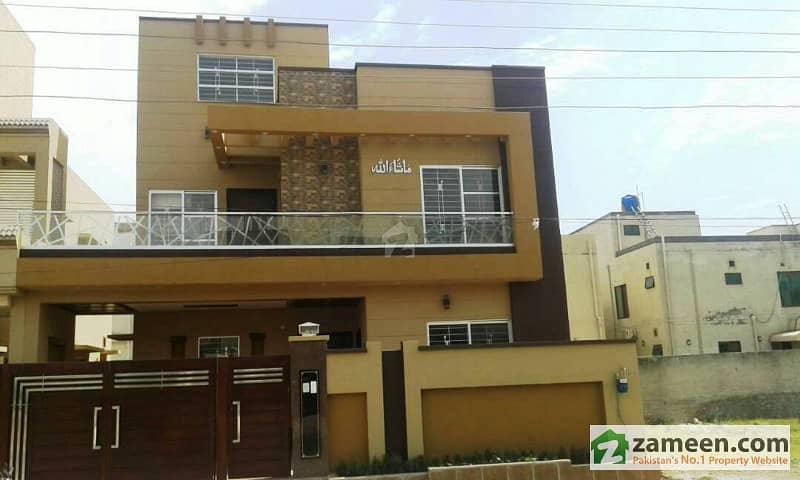 10 Brand New House On 60 Feet Road Is Available For Sale In Tariq Garden
