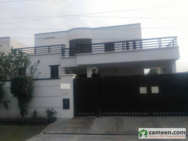1 Kanal 6 Year Used Owner Build House Is Available For Sale In DHA EME Sector Lahore