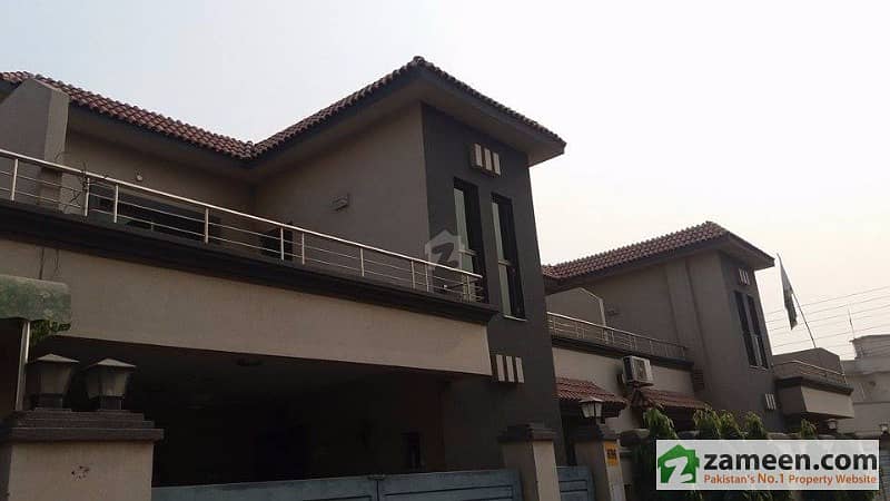 Urgent Deal On The Best Option Of 10 Maela House For Sale In Sector B Askari 11 Lahore