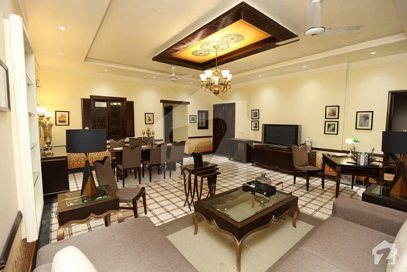 ڈی ایچ اے فیز 5 ڈیفنس (ڈی ایچ اے) لاہور میں 3 کمروں کا 10 مرلہ فلیٹ 1.6 لاکھ میں کرایہ پر دستیاب ہے۔
