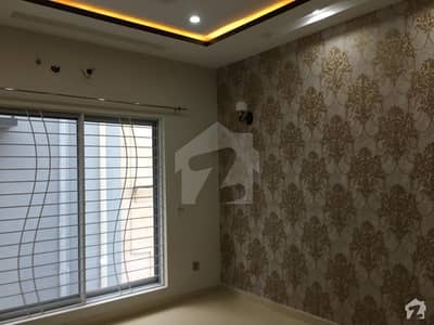 ائیر ایوینیو ۔ بلاک پی ڈی ایچ اے فیز 8 سابقہ ایئر ایوینیو ڈی ایچ اے فیز 8 ڈی ایچ اے ڈیفینس لاہور میں 3 کمروں کا 1 کنال بالائی پورشن 45 ہزار میں کرایہ پر دستیاب ہے۔ ائیر ایوینیو ۔ بلاک پی ڈی ایچ اے فیز 8 سابقہ ایئر ایوینیو ڈی ایچ اے فیز 8 ڈی ایچ اے ڈیفینس لاہور میں 3 کمروں کا 1 کنال بالائی پورشن 45 ہزار میں کرایہ پر دستیاب ہے۔