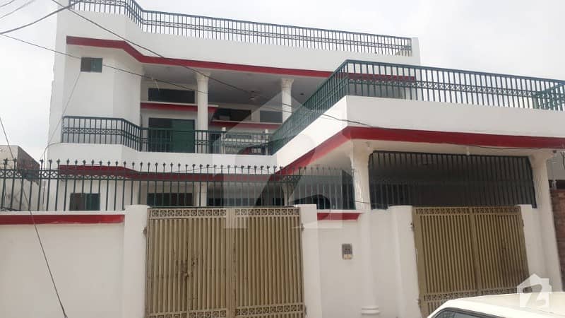 15 Marla Luxury   Lower Portion  For Rent In Arif Town