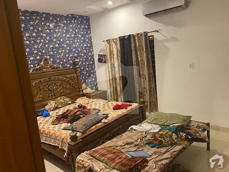 Furnish Room Available For Girls