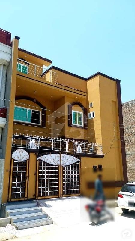 ارباب سبز علی خان ٹاؤن ایگزیکٹو لاجز ارباب سبز علی خان ٹاؤن ورسک روڈ پشاور میں 6 کمروں کا 7 مرلہ مکان 1.85 کروڑ میں برائے فروخت۔