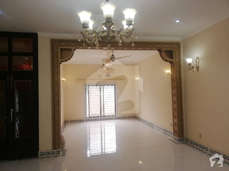 10 Marla Lower Portion For Rent In Janioer Blockbahria Town Lahore