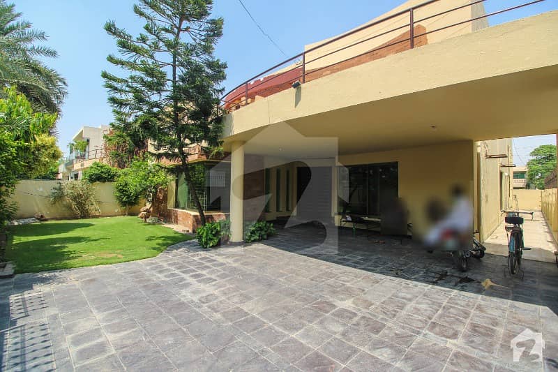 One Kanal House For Rent In Dha Phase 4 One Kanal House For Rent In Dha Phase 4