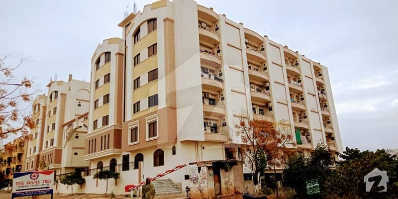 3 Bedroom Apartment For Rent Water Gas Electricity Available Near To Market Masjid