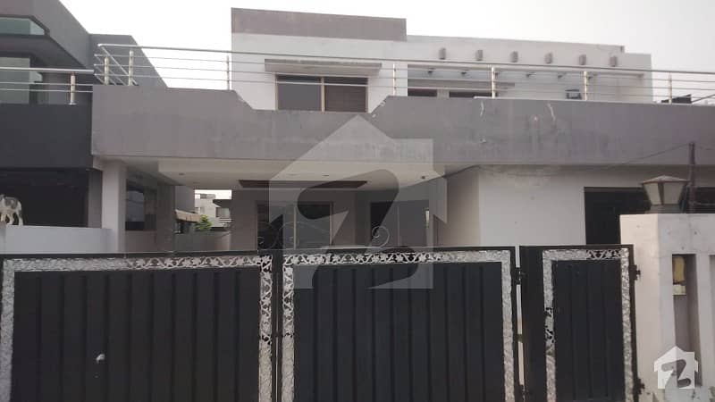 1 Kanal Bungalow Available For Sale In Block B Phase 8 Dha
