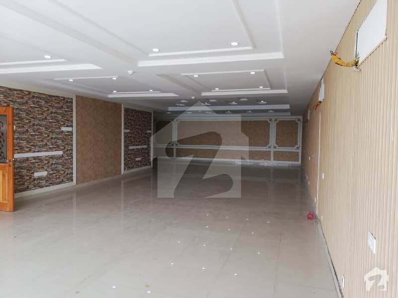 8 Marla Commercial Plaza 1st Floor For Rent In Dha Phase 5