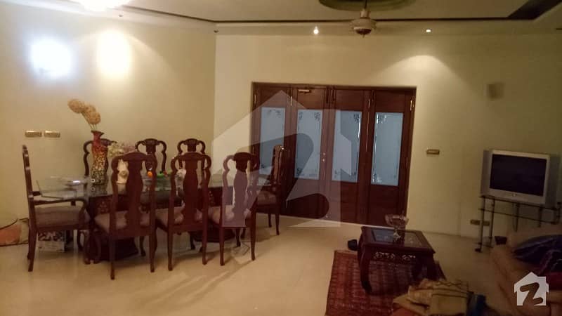 4 Kanal Beautiful House Is Available For Sale